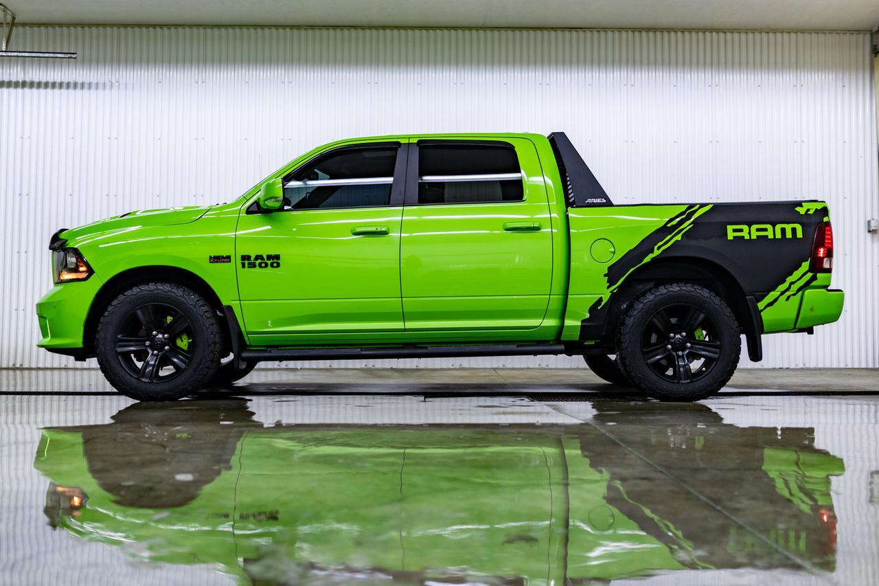 2017 Ram 1500 4x4 Crew Cab Sport Sublime Leather Roof Nav Red Deer AB