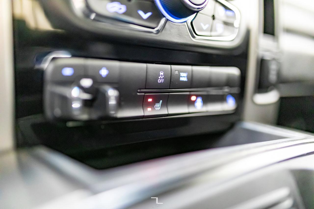 2017 Ram 1500 4x4 Crew Cab Sublime Sport Leather Roof Nav Red Deer AB