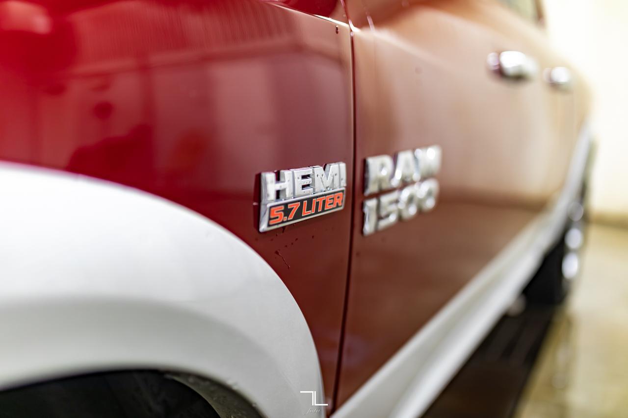 2017 Ram 1500 4x4 Quad Cab Laramie Leather BCam Red Deer AB