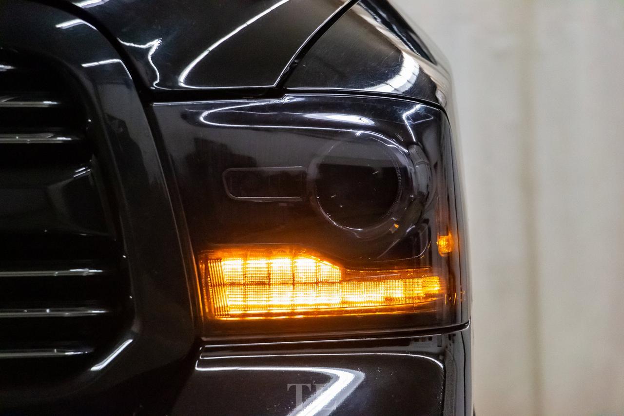 2017 Ram 1500 4x4 Reg Cab Short Box Sport Leather Nav BCam Red Deer AB