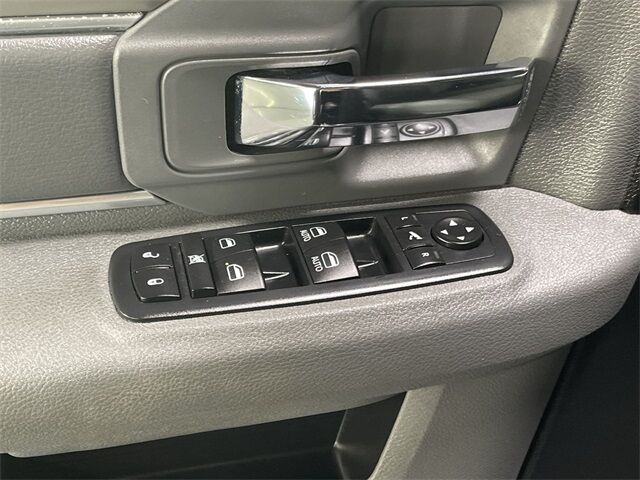 2017 Ram 1500 Big Horn photo 4