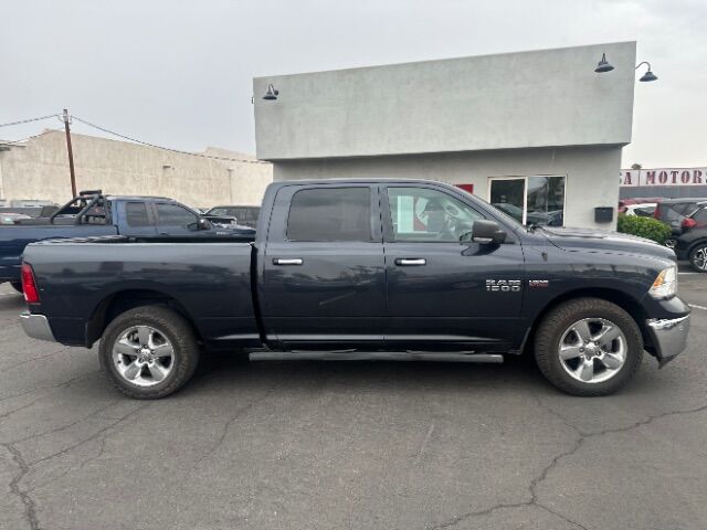 2017 Ram 1500 Big Horn Crew Cab 4x2 6&apos;4 Box