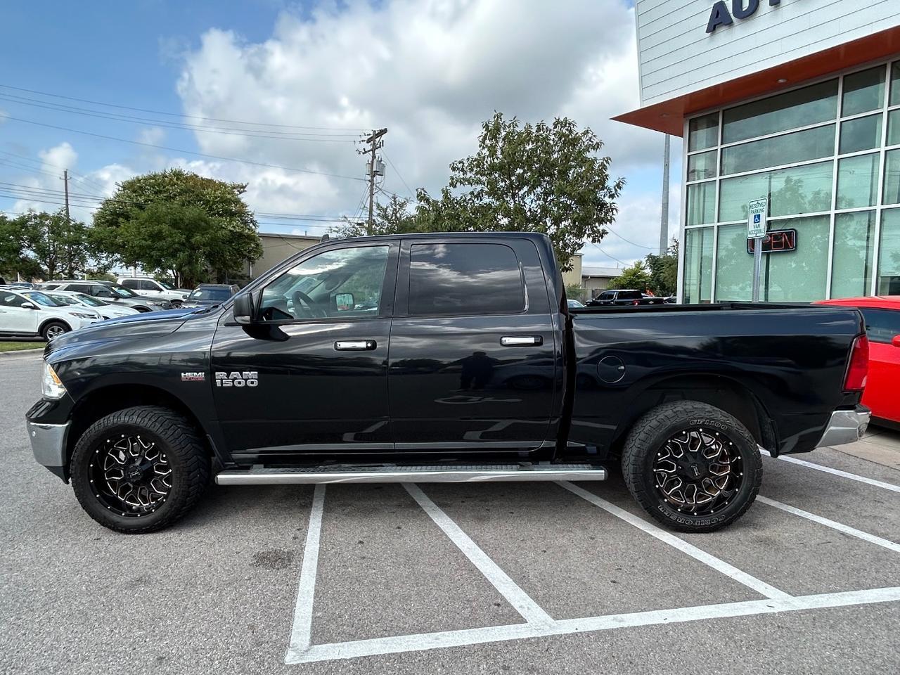 2017 Ram 1500 Big Horn Crew Cab 4x4 5'7 Box