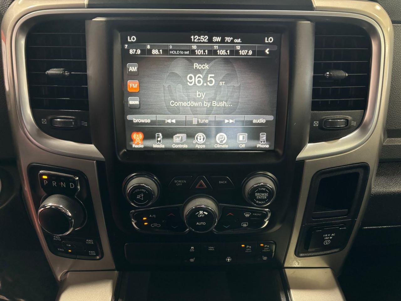 2017 Ram 1500 Big Horn Crew Cab 4x4 5'7 Box Franklin OH