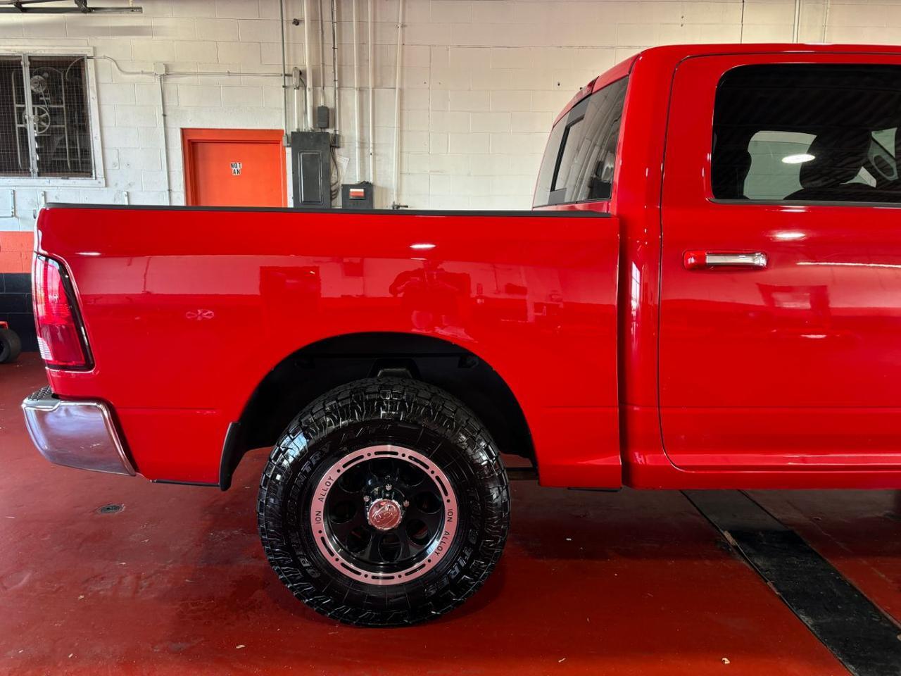 2017 Ram 1500 Big Horn Crew Cab 4x4 5'7 Box Franklin OH