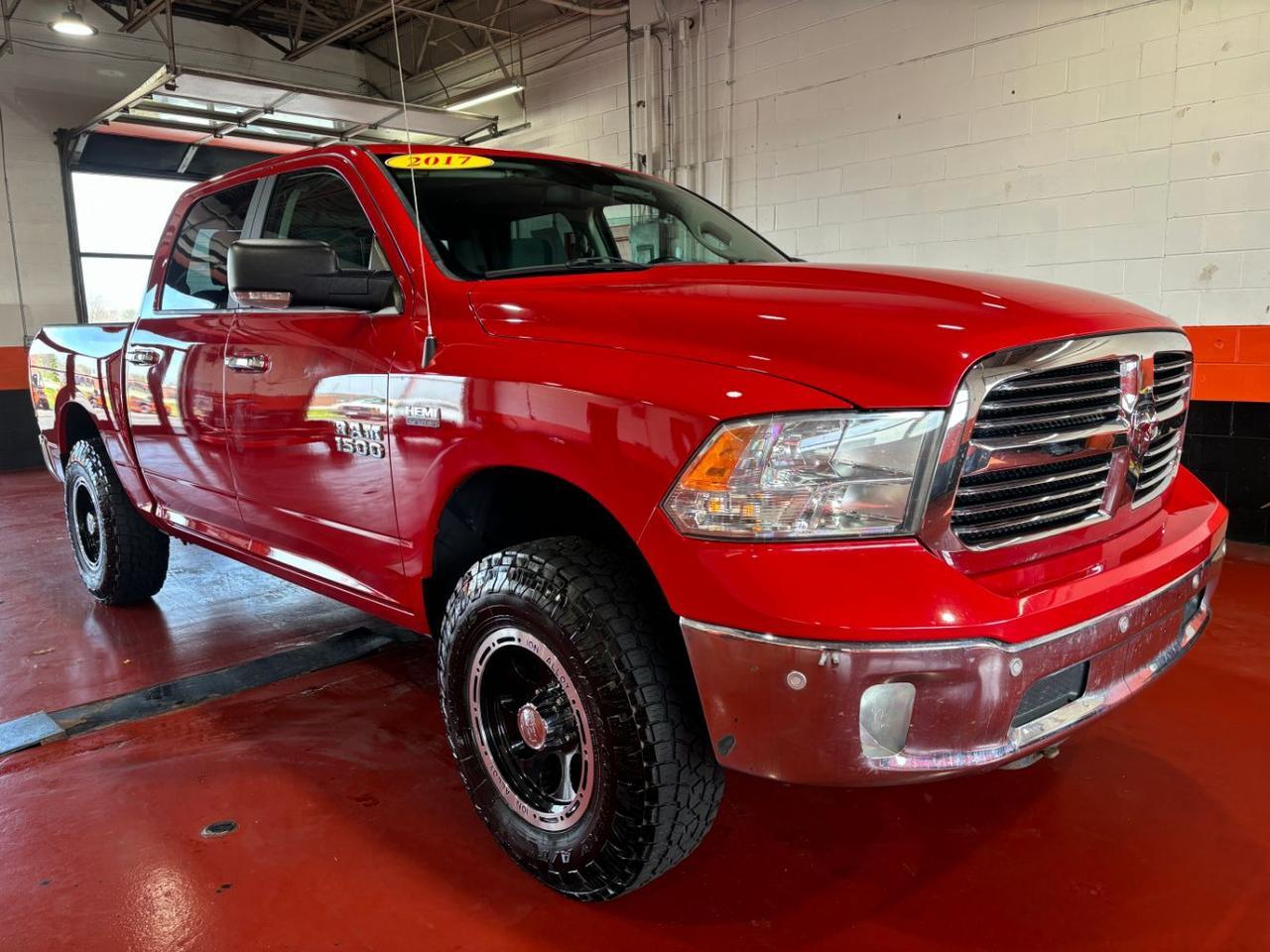 2017 Ram 1500 Big Horn Crew Cab 4x4 5'7 Box Franklin OH