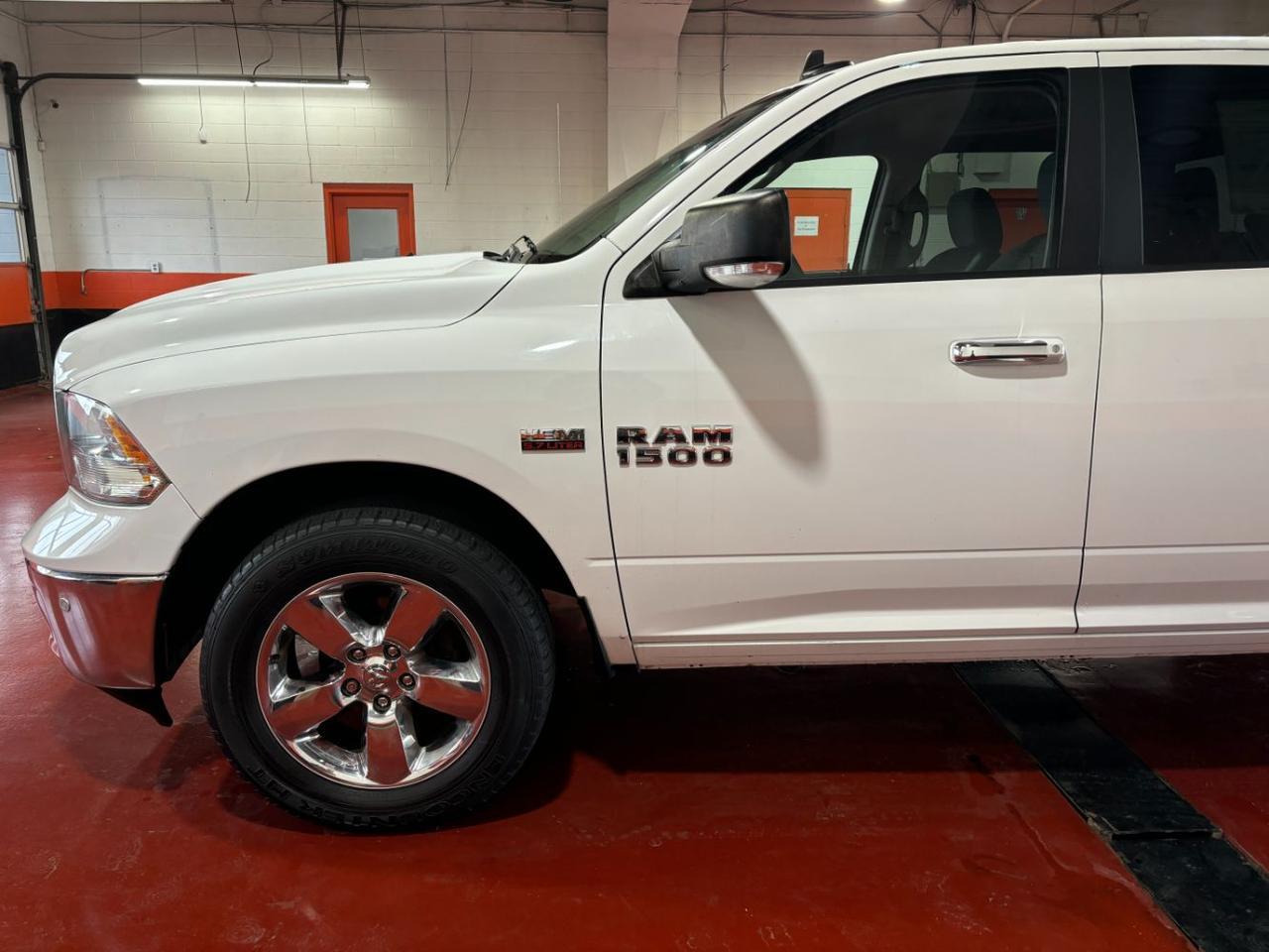 2017 Ram 1500 Big Horn Crew Cab 4x4 5'7 Box Franklin OH