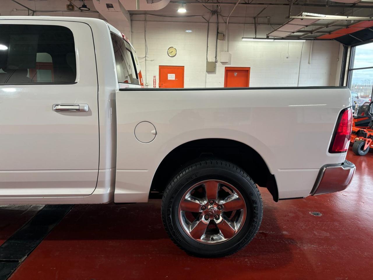 2017 Ram 1500 Big Horn Crew Cab 4x4 5'7 Box Franklin OH