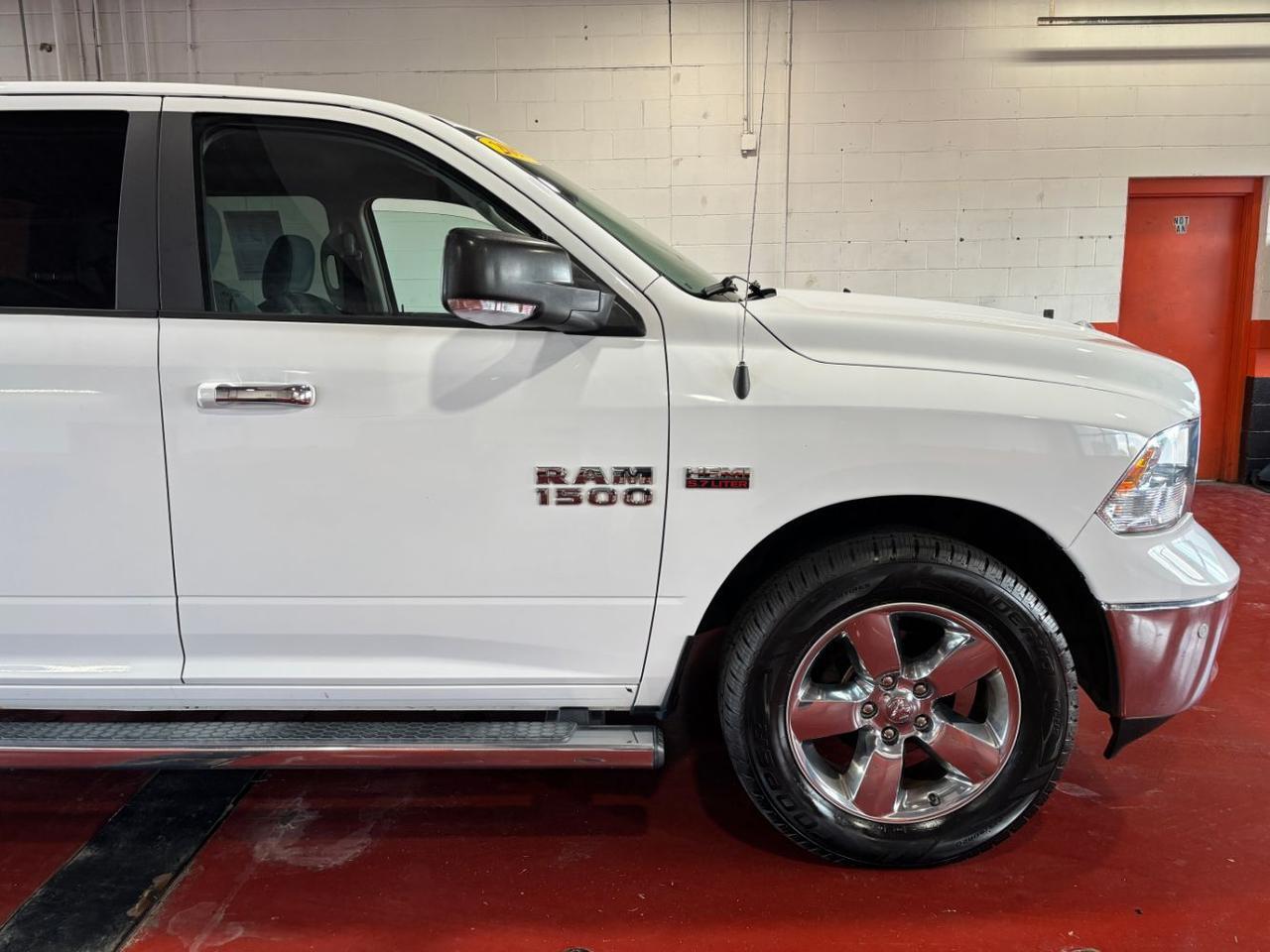 2017 Ram 1500 Big Horn Crew Cab 4x4 5'7 Box Franklin OH