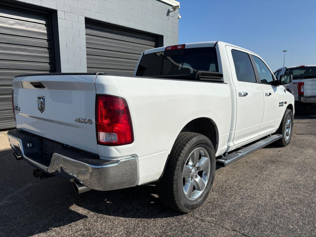 2017 Ram 1500 Big Horn Crew Cab 4x4 5'7 Box Franklin OH