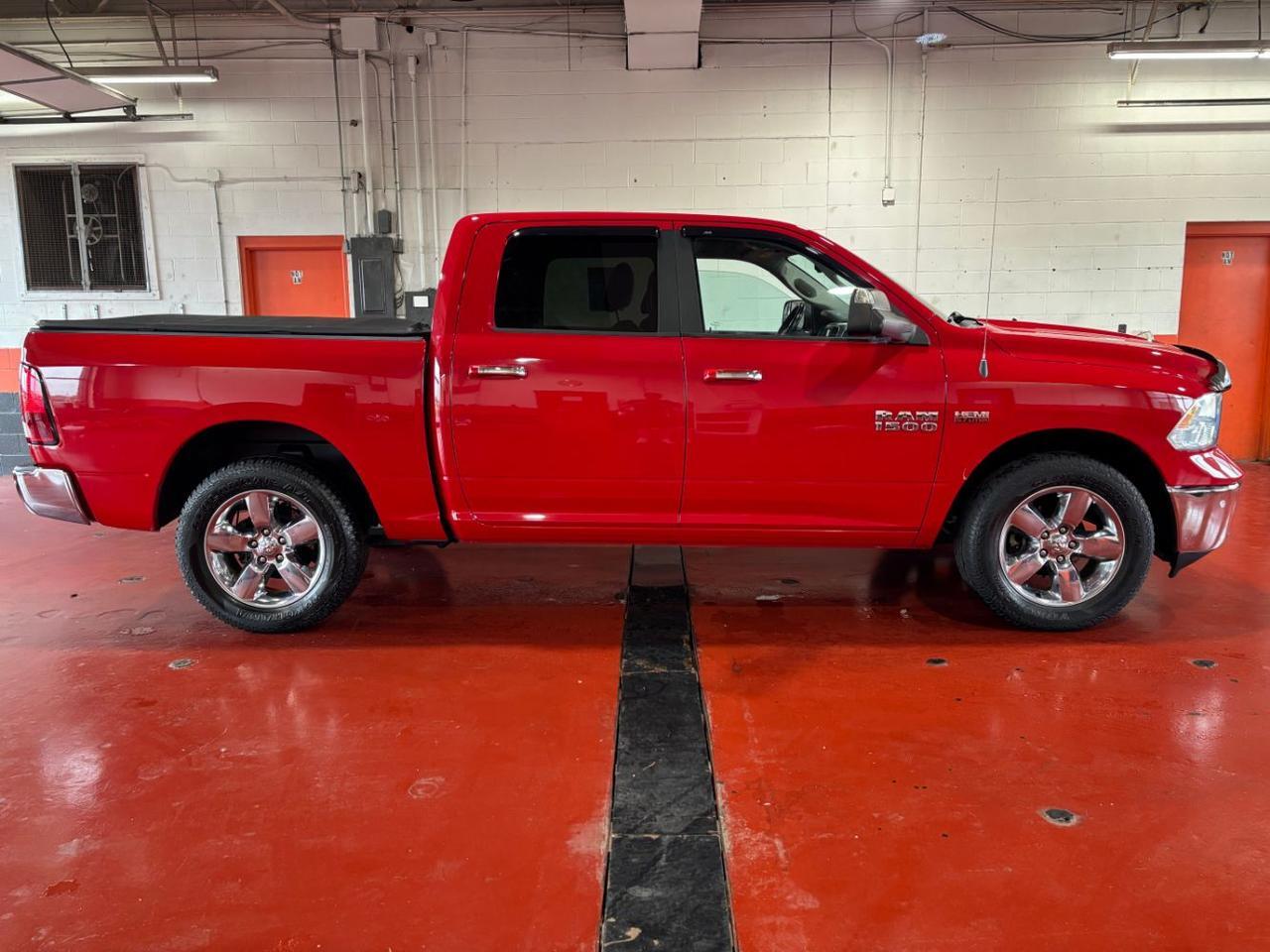 2017 Ram 1500 Big Horn Crew Cab 4x4 5'7 Box