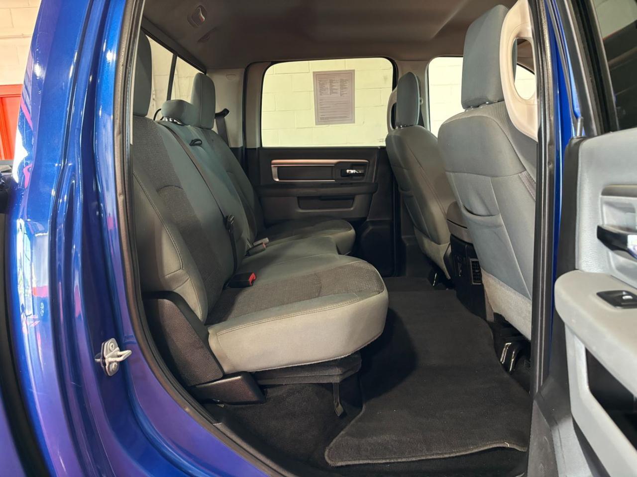 2017 Ram 1500 Big Horn Crew Cab 4x4 5&apos;7 Box Franklin OH