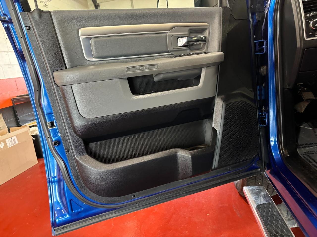 2017 Ram 1500 Big Horn Crew Cab 4x4 5&apos;7 Box Franklin OH