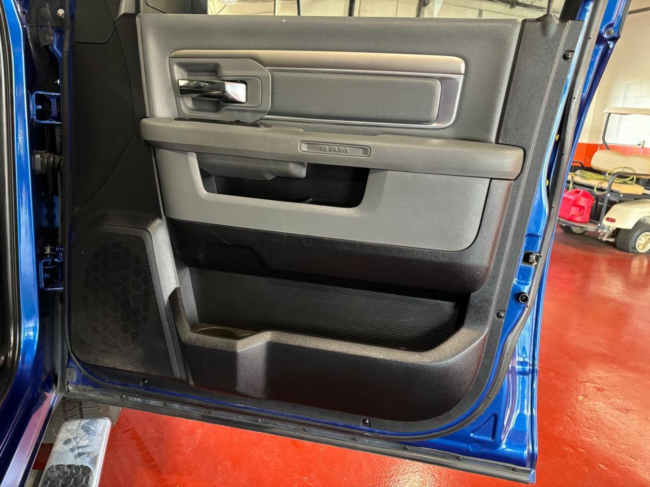 2017 Ram 1500 Big Horn Crew Cab 4x4 5&apos;7 Box Franklin OH
