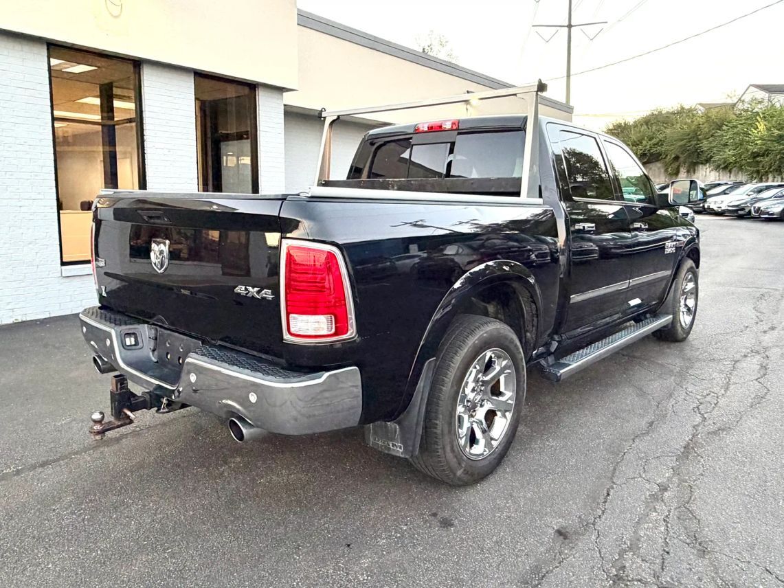 2017 Ram 1500 Crew Cab Laramie Pickup 4D 5 1/2 ft Cincinnati OH