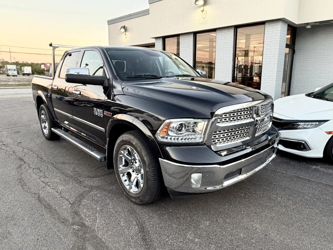 2017 Ram 1500 Crew Cab Laramie Pickup 4D 5 1/2 ft