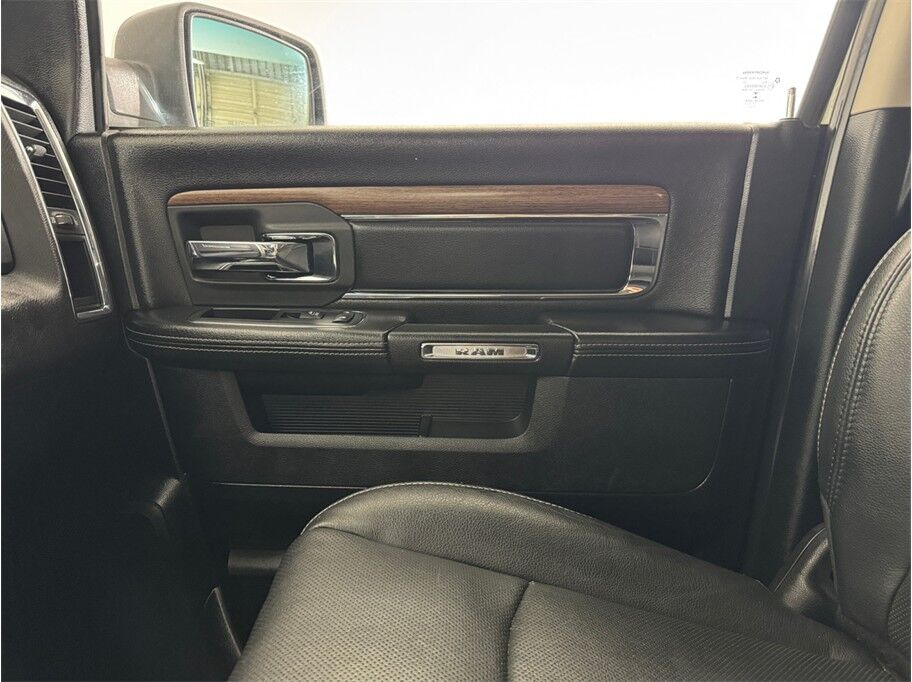 2017 Ram 1500 Crew Cab Laramie Pickup 4D 5 1/2 ft Folsom CA