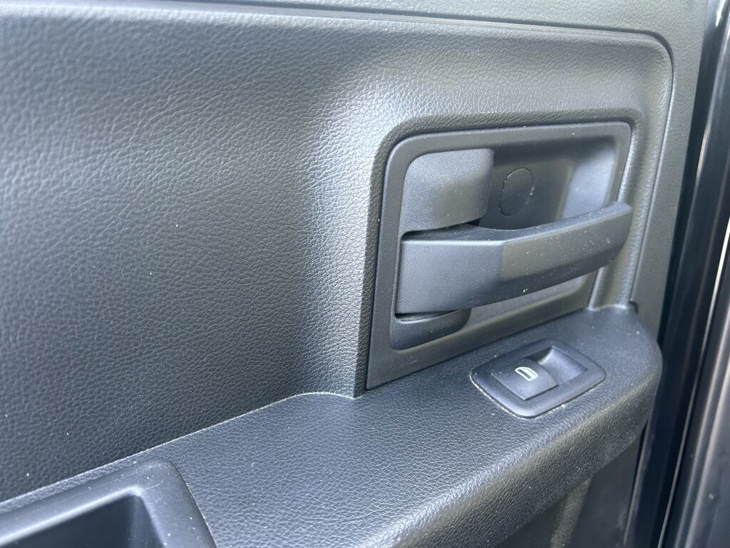 2017 Ram 1500 Express Crestwood KY