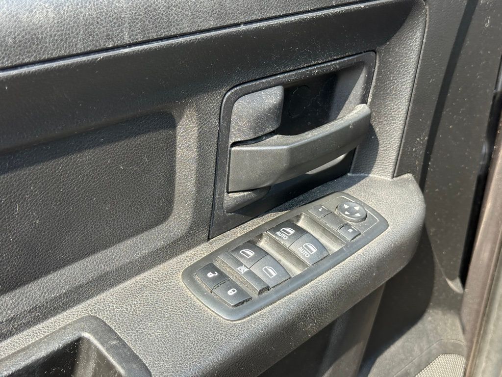 2017 Ram 1500 Express Crestwood KY