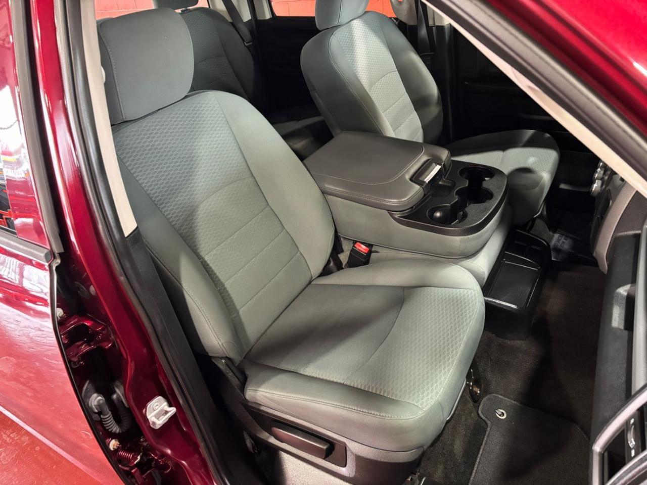 2017 Ram 1500 Express Crew Cab 4x4 5'7 Box Franklin OH