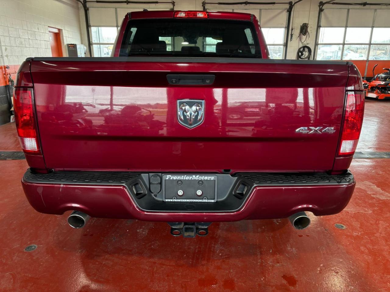 2017 Ram 1500 Express Crew Cab 4x4 5'7 Box Franklin OH