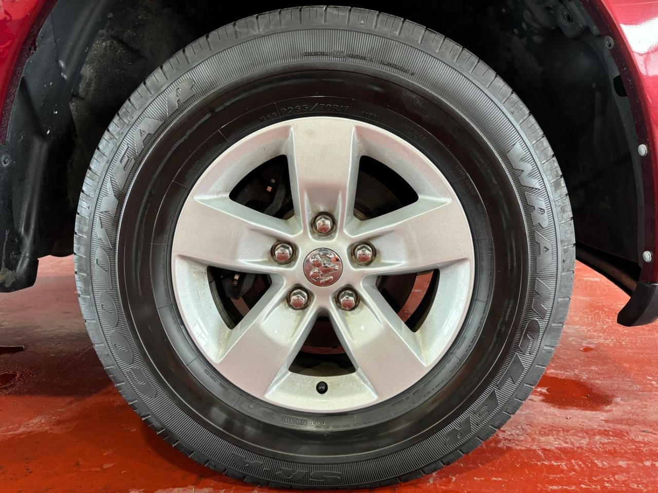 2017 Ram 1500 Express Crew Cab 4x4 5'7 Box Franklin OH