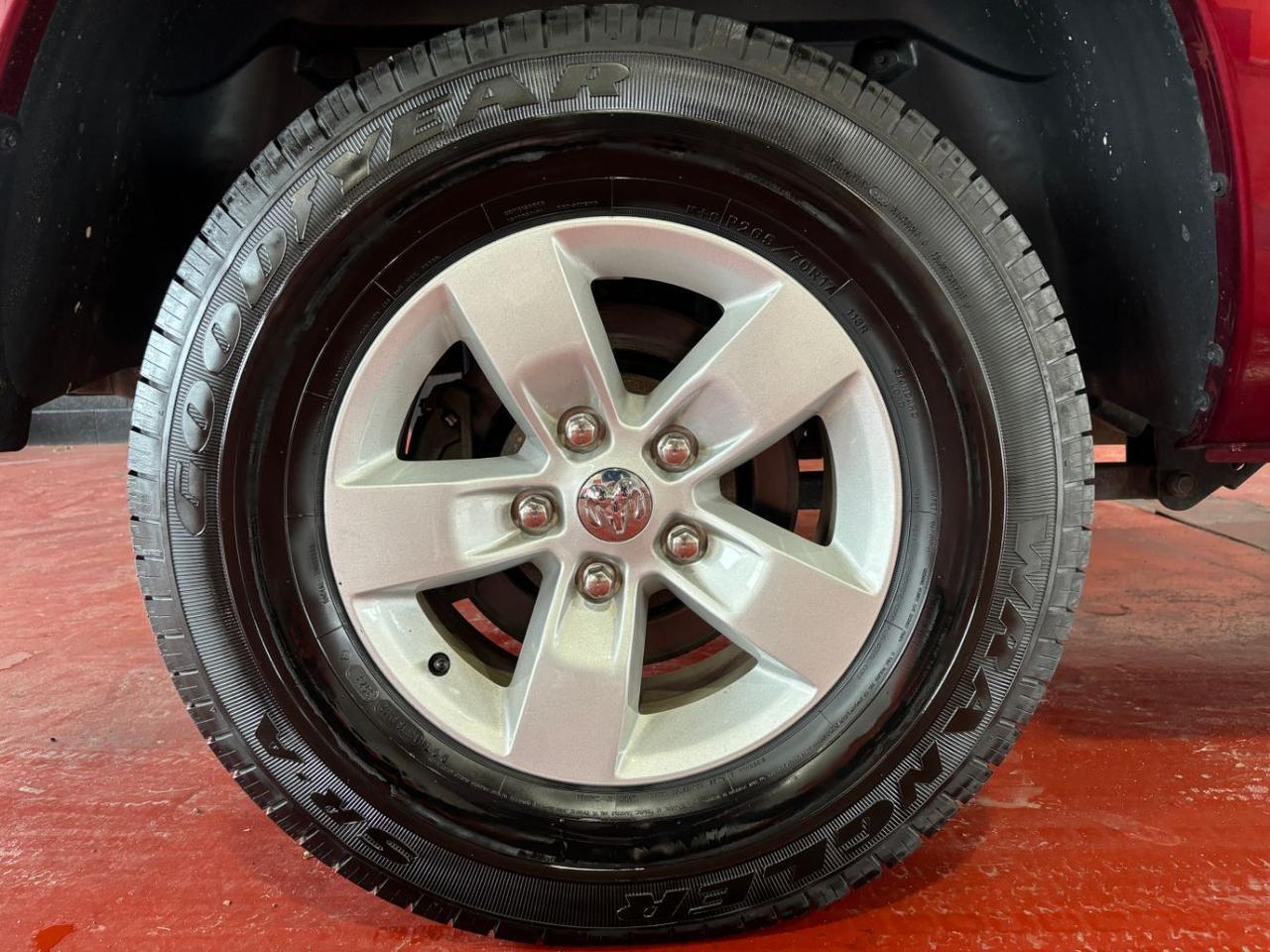 2017 Ram 1500 Express Crew Cab 4x4 5'7 Box Franklin OH