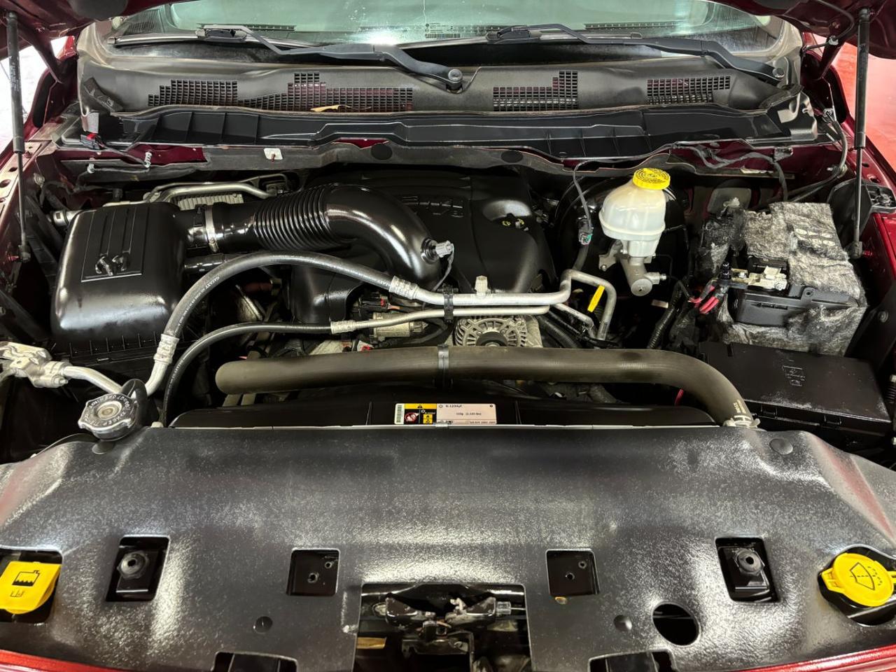 2017 Ram 1500 Express Crew Cab 4x4 5'7 Box Franklin OH