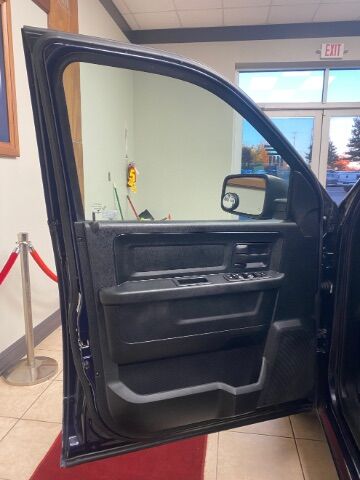 2017 Ram 1500 Express Quad Cab 4x2 6&apos;4 Box Charlotte NC