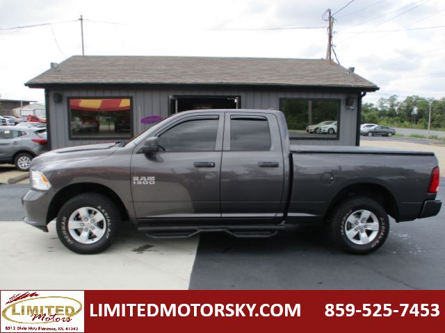 2017 Ram 1500 Express Quad Cab 4x4 6'4 Box