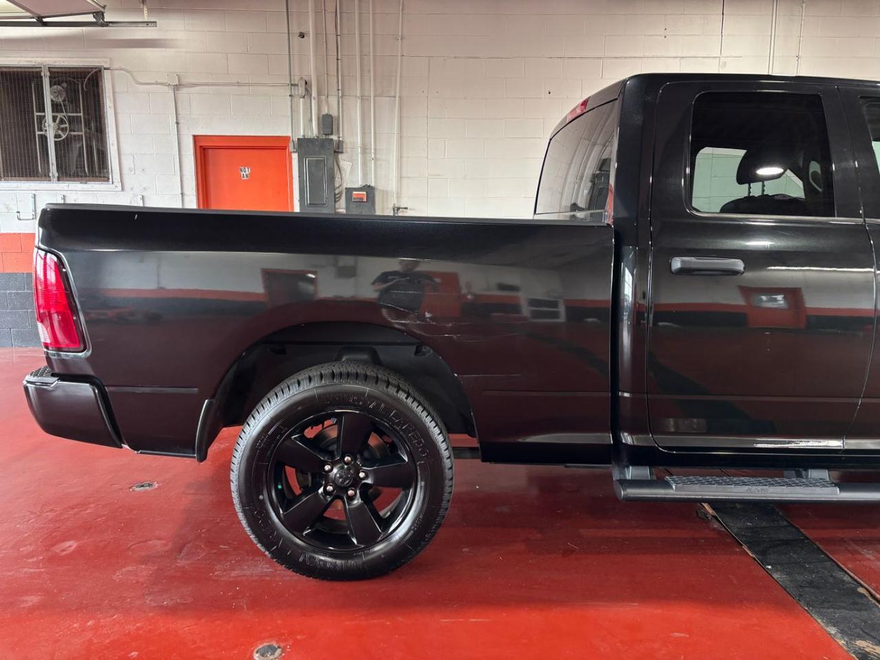 2017 Ram 1500 Express Quad Cab 4x4 6'4 Box Franklin OH