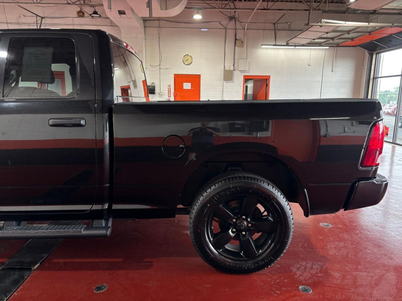 2017 Ram 1500 Express Quad Cab 4x4 6'4 Box Franklin OH