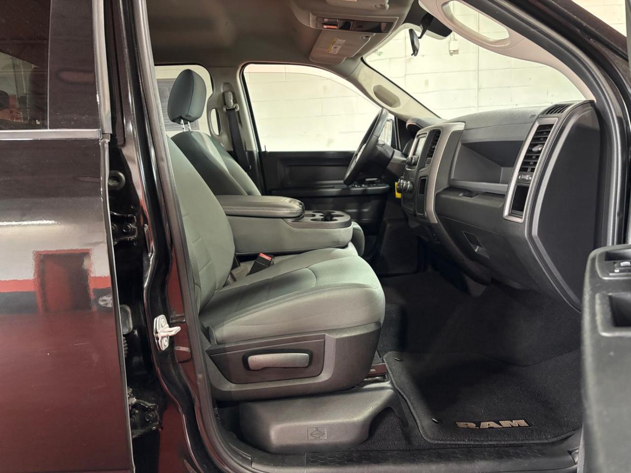 2017 Ram 1500 Express Quad Cab 4x4 6'4 Box Franklin OH