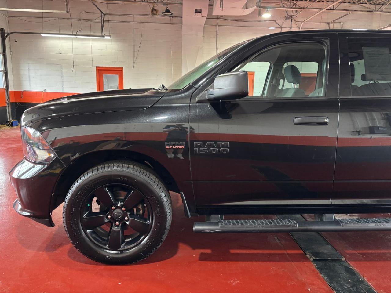 2017 Ram 1500 Express Quad Cab 4x4 6'4 Box Franklin OH