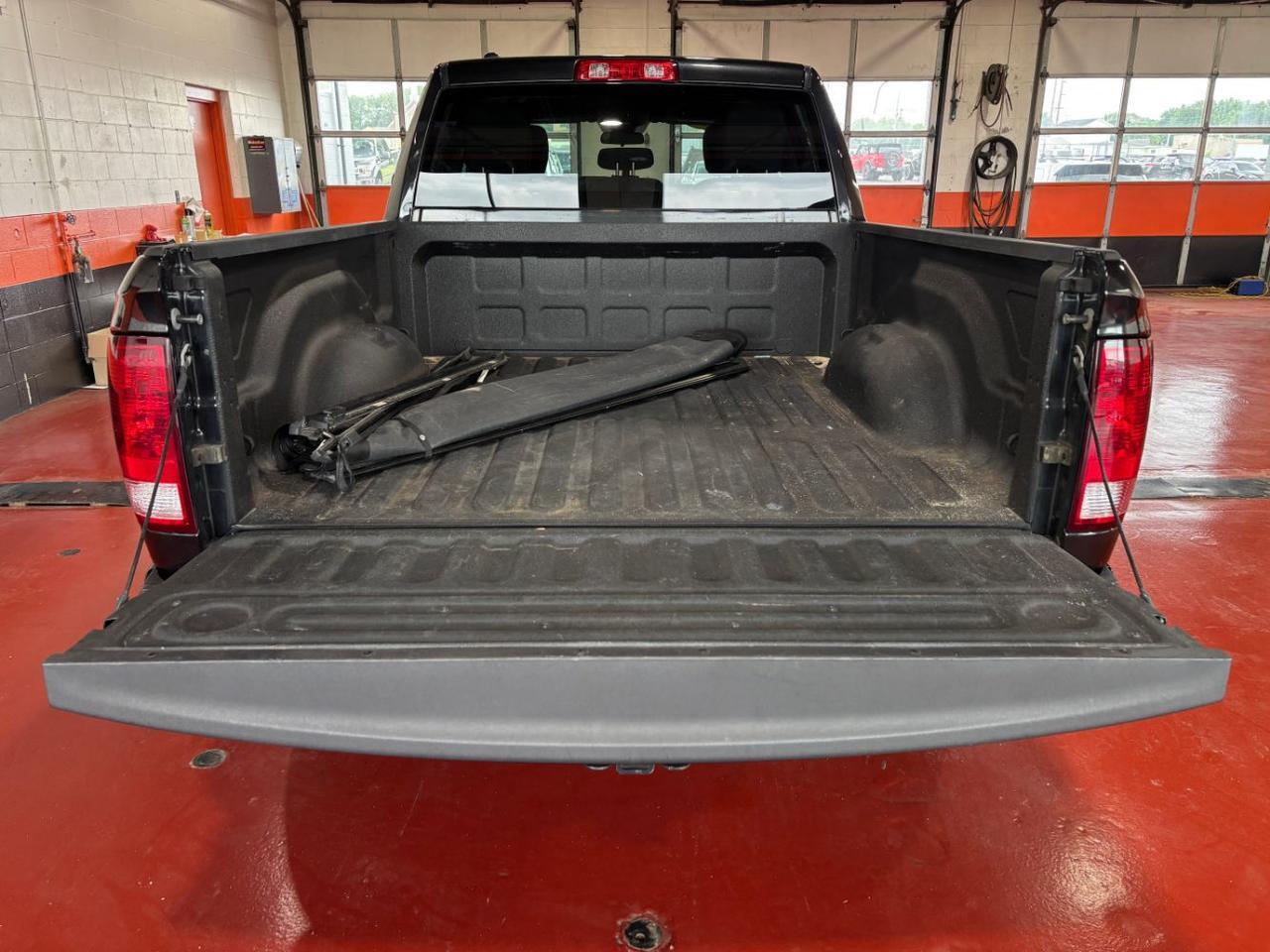 2017 Ram 1500 Express Quad Cab 4x4 6'4 Box Franklin OH