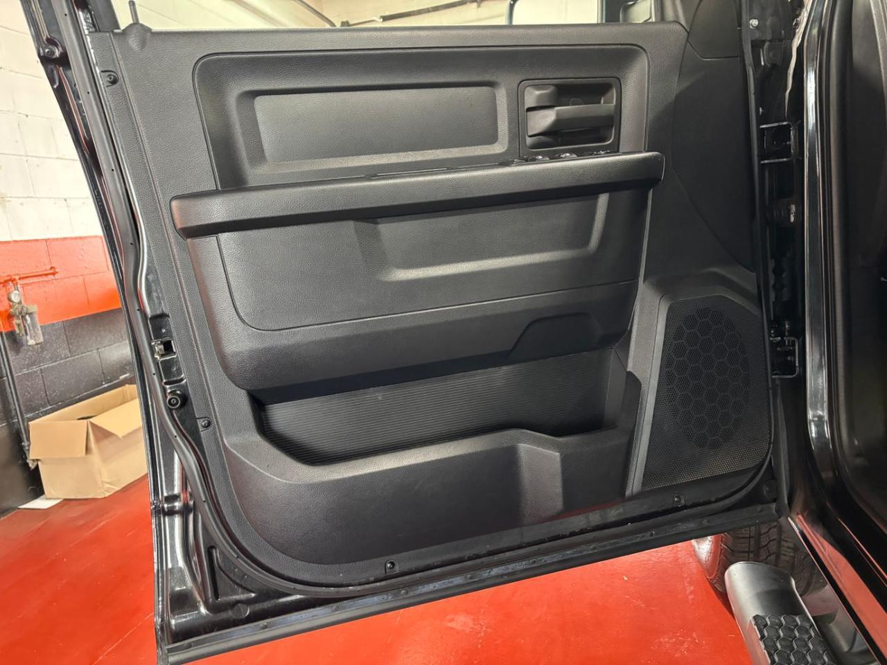 2017 Ram 1500 Express Quad Cab 4x4 6'4 Box Franklin OH