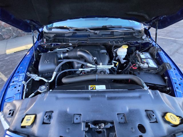 2017 Ram 1500 Express Quad Cab 4x4 6'4 Box Saint Joseph MO