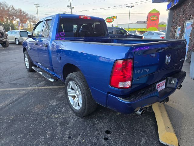 2017 Ram 1500 Express Quad Cab 4x4 6'4 Box Saint Joseph MO
