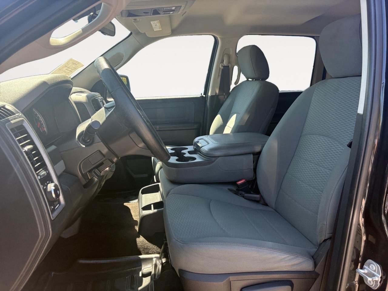 2017 Ram 1500 Express, TOW PACKAGE, KEYLESS ENTRY, BLUETOOTH, BED LINER, CLEAN CERTIFIED CARFAX, EXPRESS THE ROAD! Virginia Beach VA