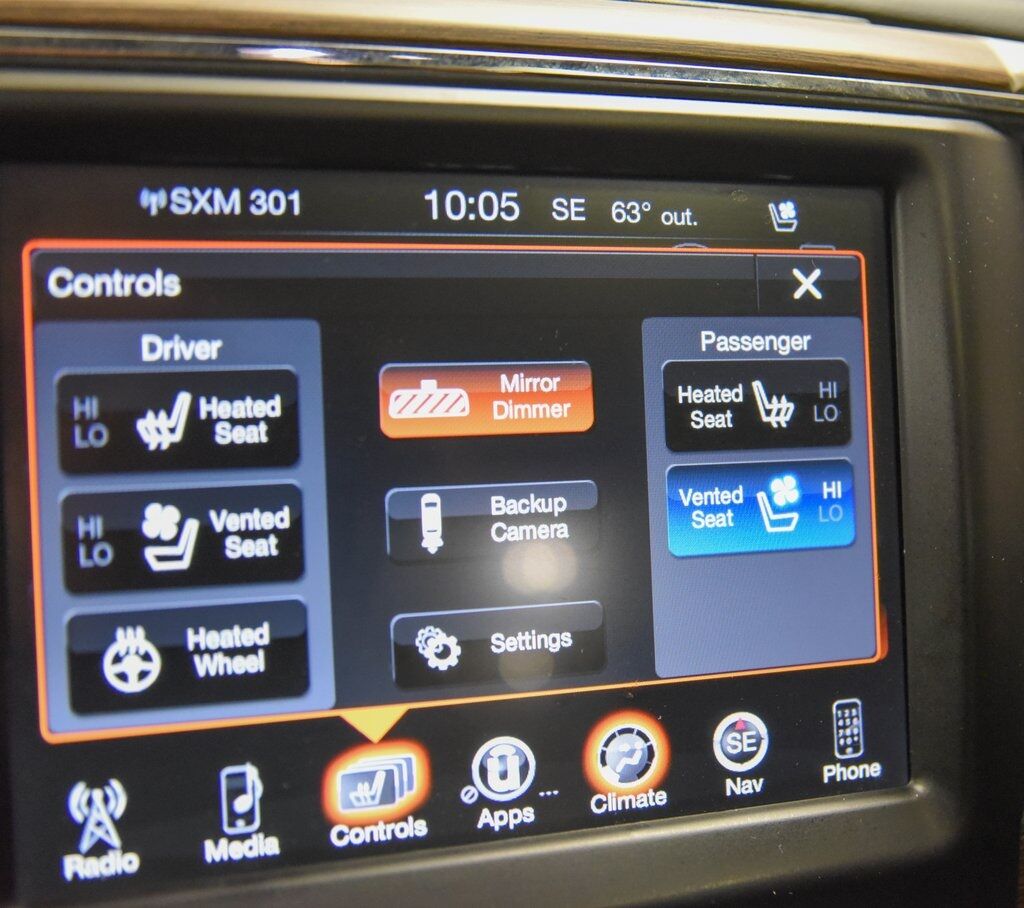 2017 Ram 1500 Laramie Akron OH