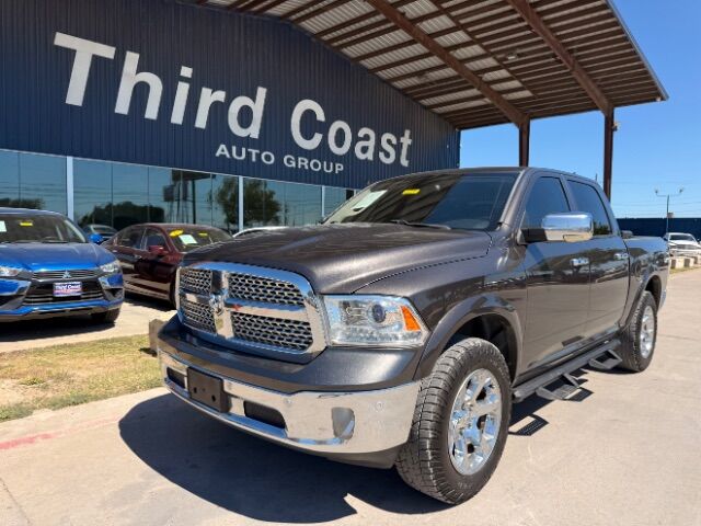 2017 Ram 1500 Laramie Crew Cab 4x4 5'7 Box
