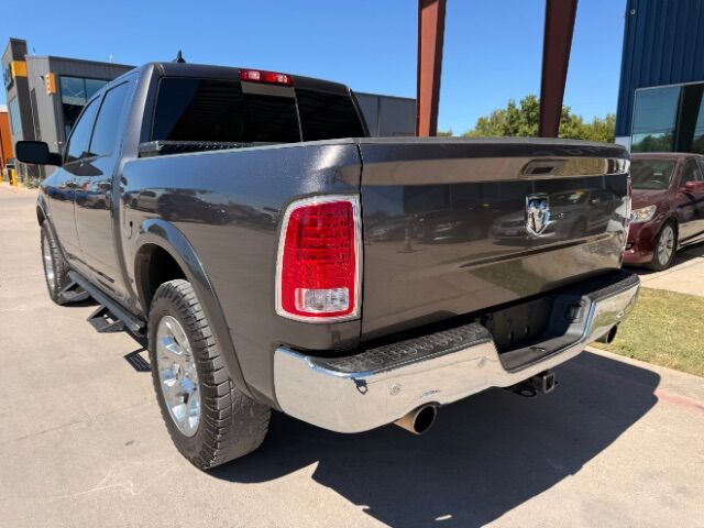 2017 Ram 1500 Laramie Crew Cab 4x4 5'7 Box
