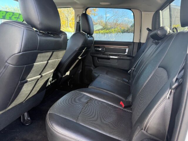 2017 Ram 1500 Laramie Crew Cab 4x4 5&apos;7 Box East Islip NY