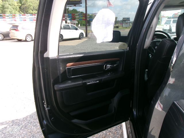 2017 Ram 1500 Laramie Crew Cab 4x4 5'7 Box Shreveport LA