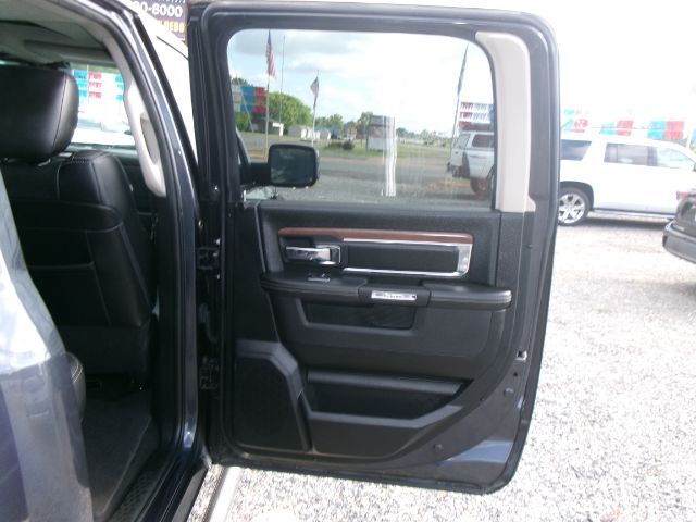 2017 Ram 1500 Laramie Crew Cab 4x4 5'7 Box Shreveport LA