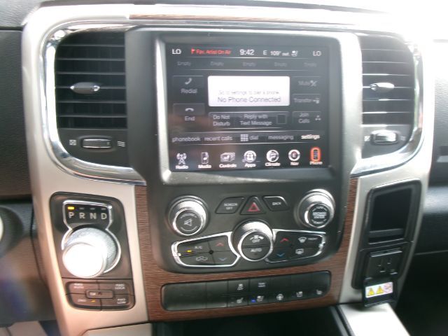 2017 Ram 1500 Laramie Crew Cab 4x4 5'7 Box Shreveport LA