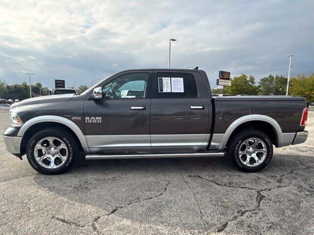 2017 Ram 1500 Laramie Crew Cab 4x4 5'7" Box