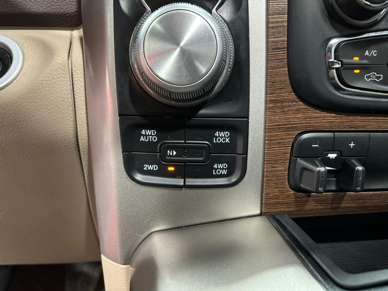 2017 Ram 1500 Laramie Crew Cab 4x4 6&apos;4 Box Franklin OH