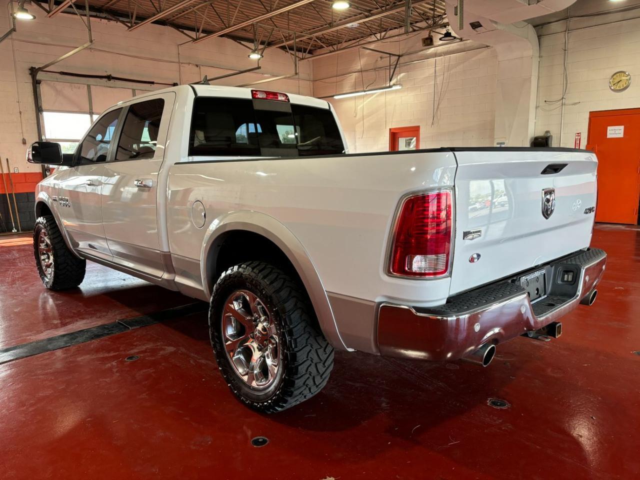 2017 Ram 1500 Laramie Crew Cab 4x4 6&apos;4 Box Franklin OH