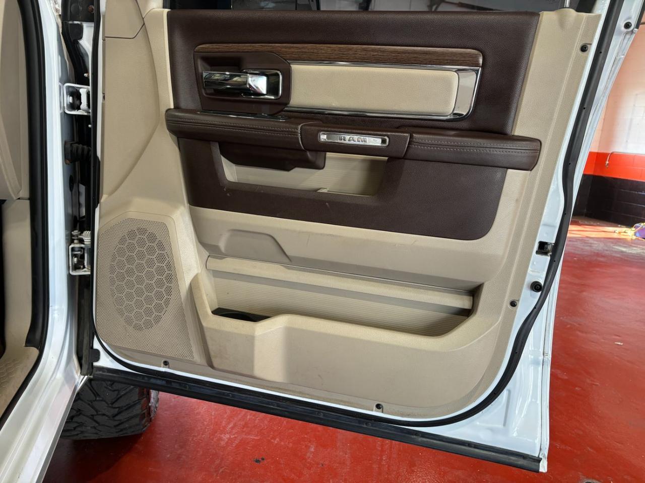 2017 Ram 1500 Laramie Crew Cab 4x4 6&apos;4 Box Franklin OH